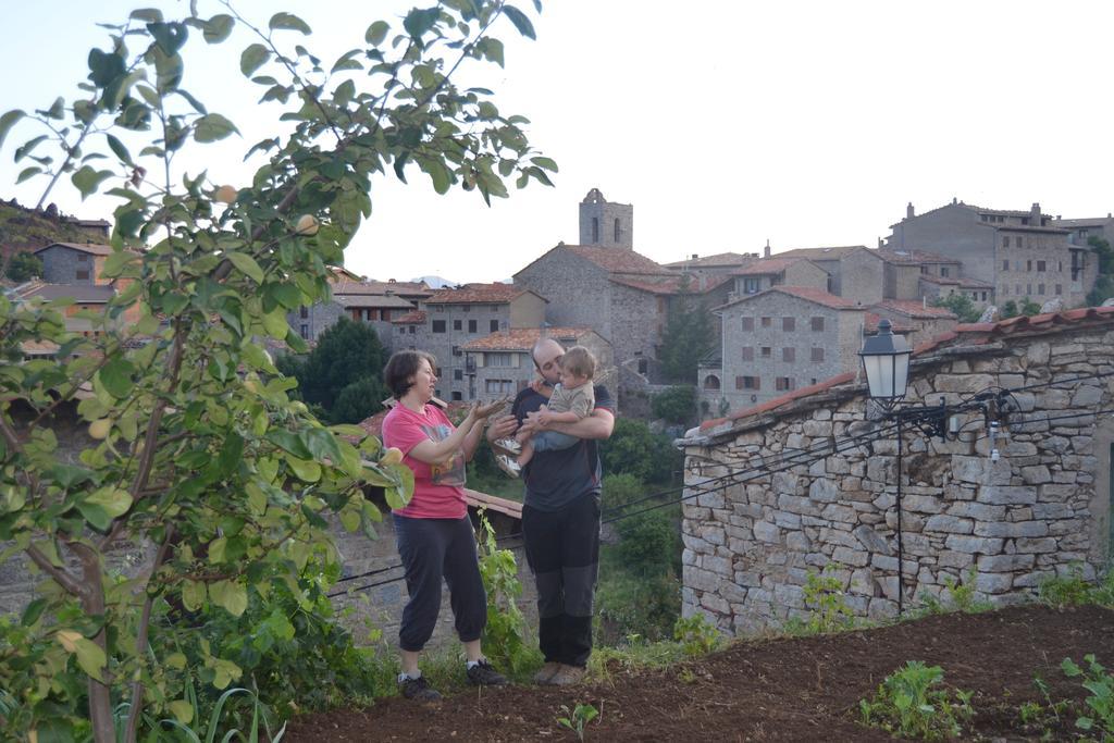 Hostal La Muntanya Castellar De N'Hug Dış mekan fotoğraf