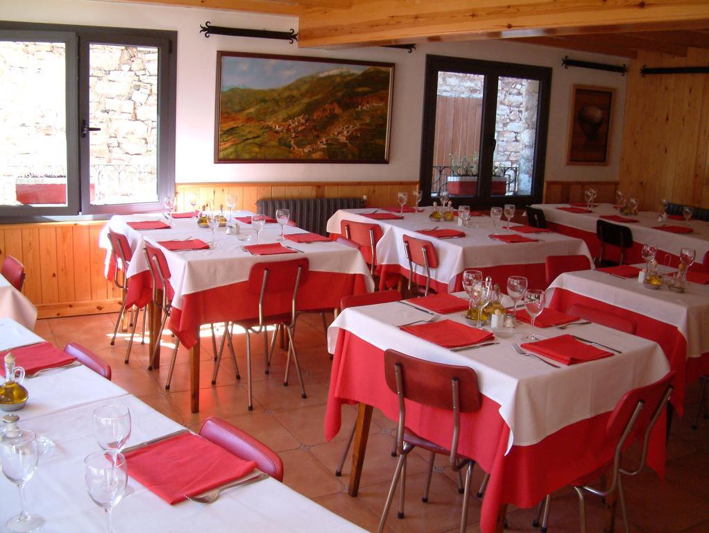 Hostal La Muntanya Castellar De N'Hug Dış mekan fotoğraf